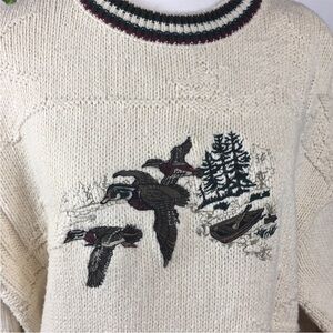 VINTAGE Croft & Barrow Cream Crew Neck Sweater with Embroidered Wood Ducks